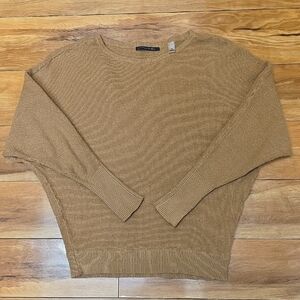 T Tahari Women's Tan Waffle Knit Dolman Sleeve Crew Neck Crop Sweater Top Sz M